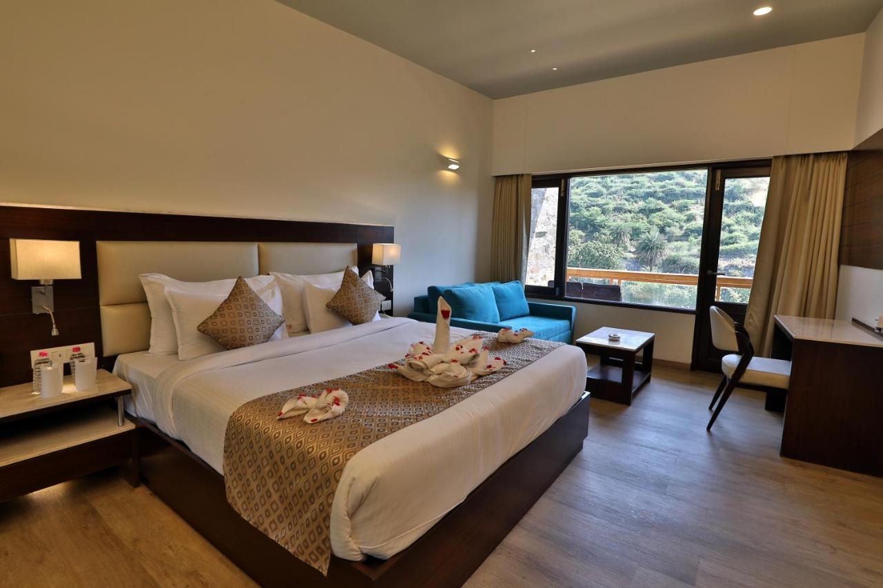 Seasons Park Resort Udaipur Dış mekan fotoğraf